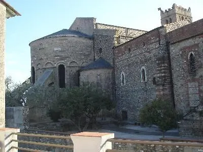 Maison Du Cloitre D'elne Дом отдыха *