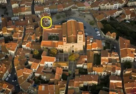 Дом отдыха Maison Du Cloitre D'elne Эльн