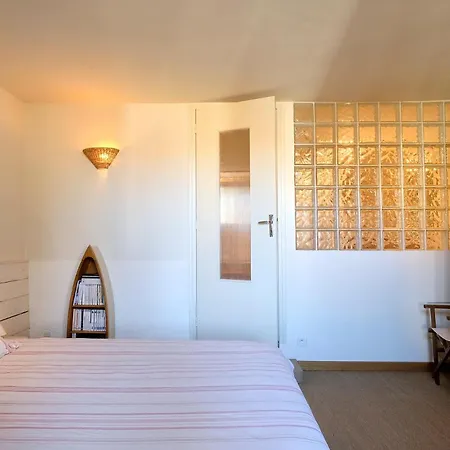 Дом отдыха Maison Du Cloitre D'elne *