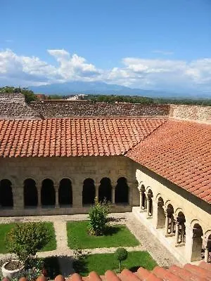 Maison Du Cloitre D'elne Дом отдыха Эльн